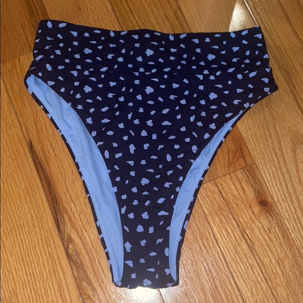 Bikini bottoms